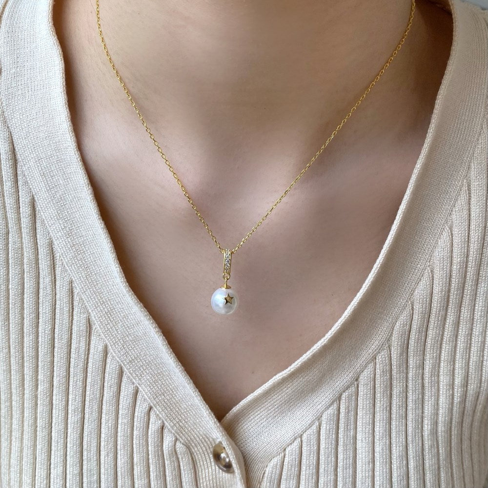18K Gold-Plated Star Pearl necklace: Sophistication and Charm