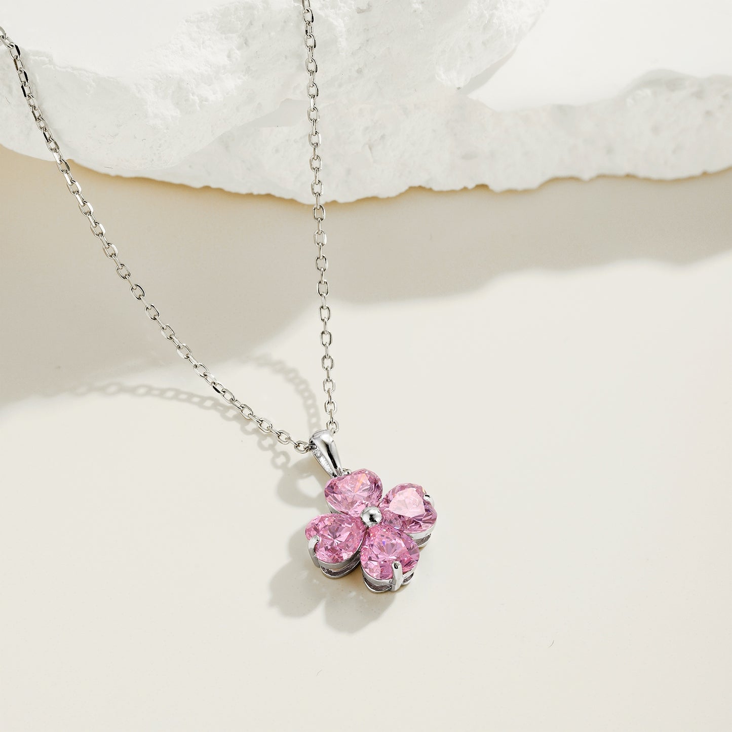 PINK FLOWER DESIGN NECKLACE