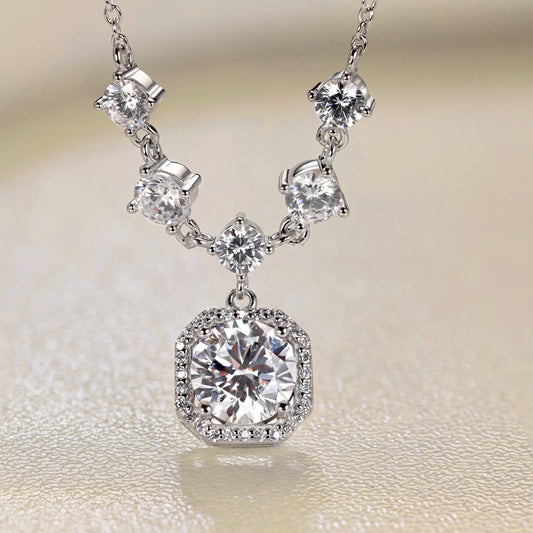 Elegant Jewelry Set: Necklace and Earrings with zircon halo