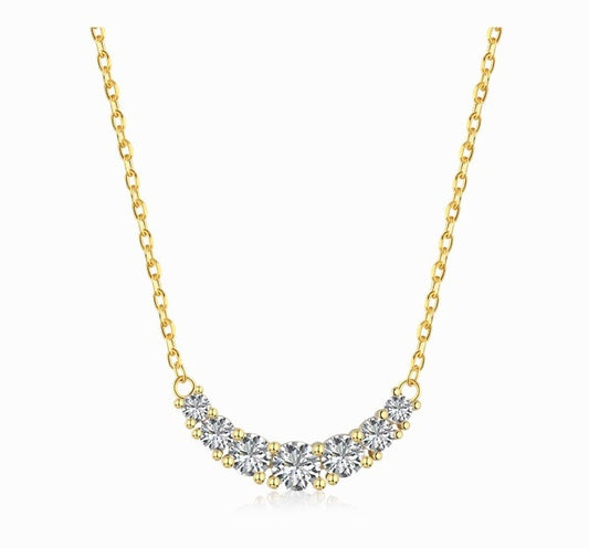 NECKLACE WITH ZIRCONIA DESIGN AROUND