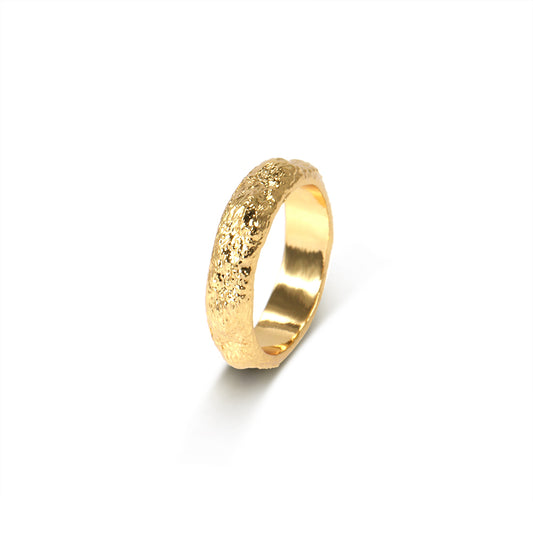 Textured Elegance Ring - 18K Gold Plated