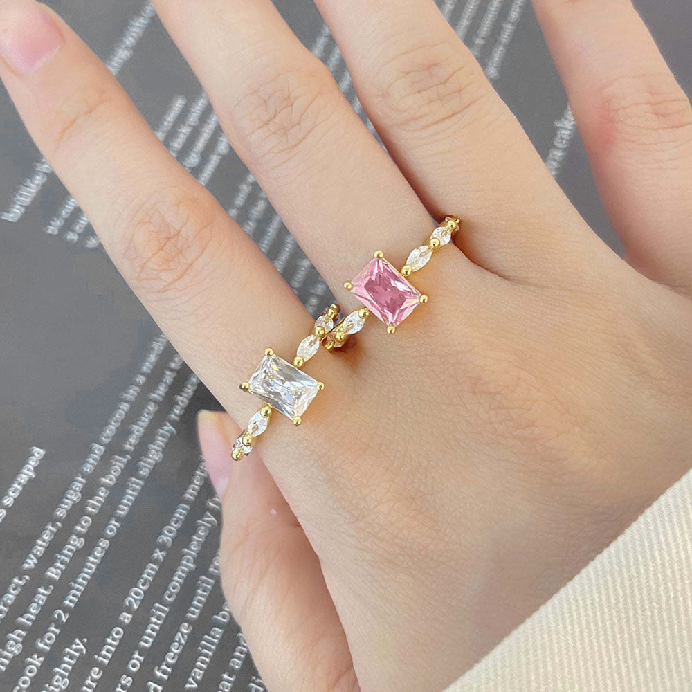 RADIANT ELEGANCE GOLD-PLATED RING