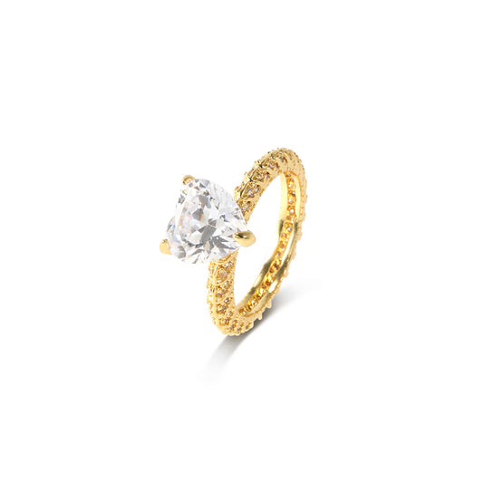 GOLD RING WITH HEART-CUT ZIRCON