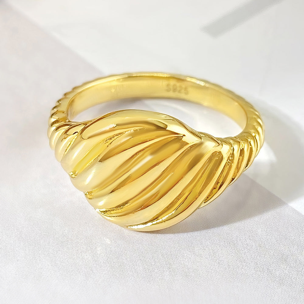 CROISSANT-INSPIRED ELEGANCE RING