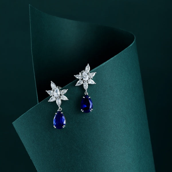 EARRINGS WITH BLUE FLOWER AND TEARDROP DESIGN